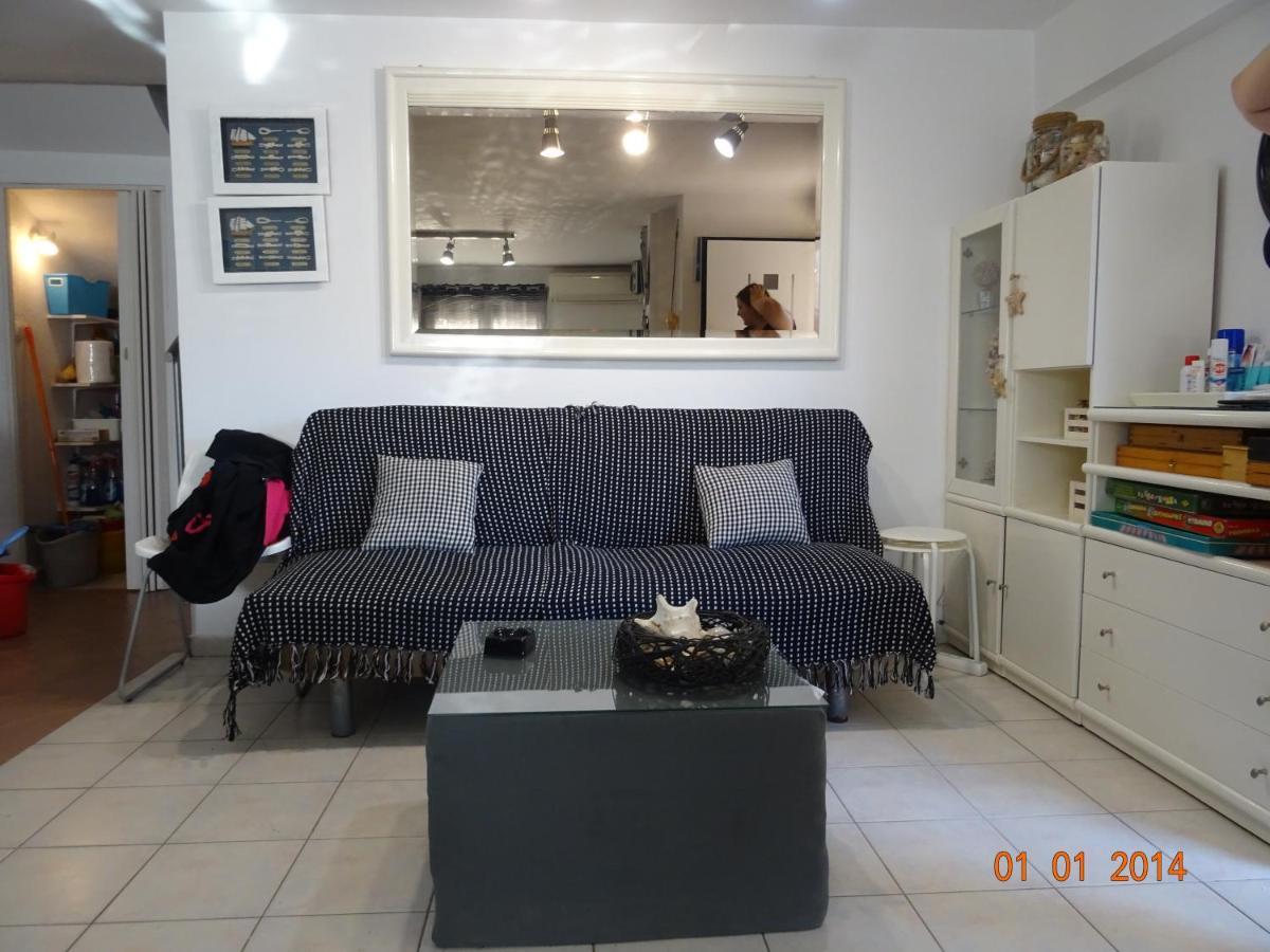 Paralia Villa ฟิออยิตา ภายนอก รูปภาพ