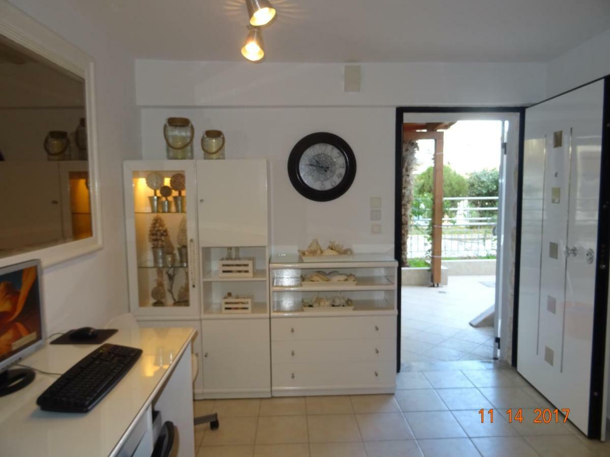 Paralia Villa ฟิออยิตา ภายนอก รูปภาพ